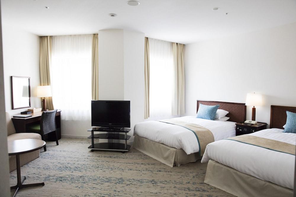 Shimoda Tokyu Hotel Buitenkant foto